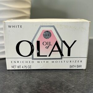 Vintage 90s Oil Of Olay Soap With Moisturizer Bath Bar WHITE 4.75 oz NEW